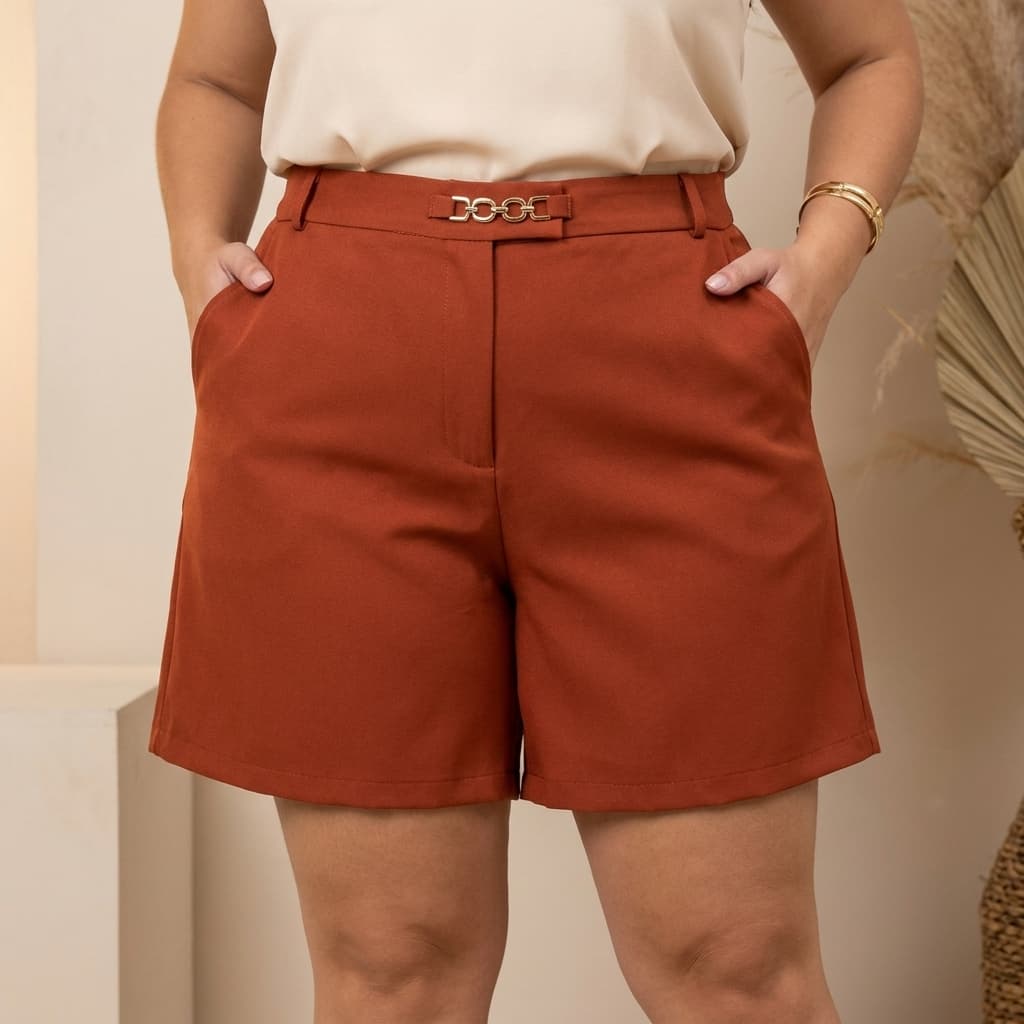 Bermuda Feminina Plus Size Alfaiataria Cós com Fivela image